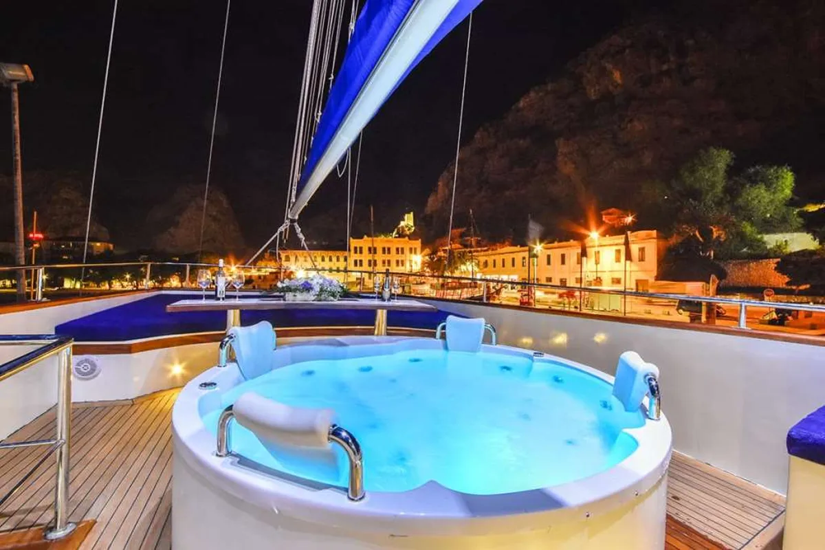 Saint Luca, a Custom Made Saint Luca yacht at Grad Omiš, Croatia