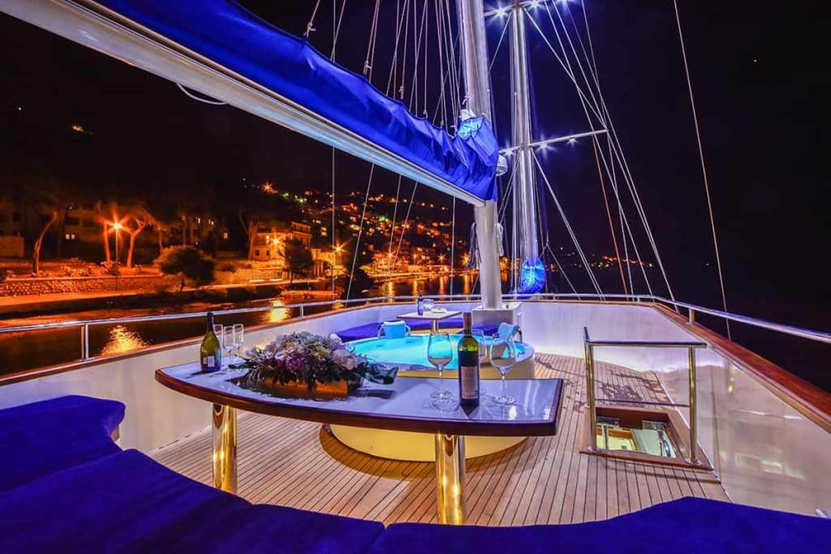 Saint Luca, a Custom Made Saint Luca yacht at Grad Omiš, Croatia