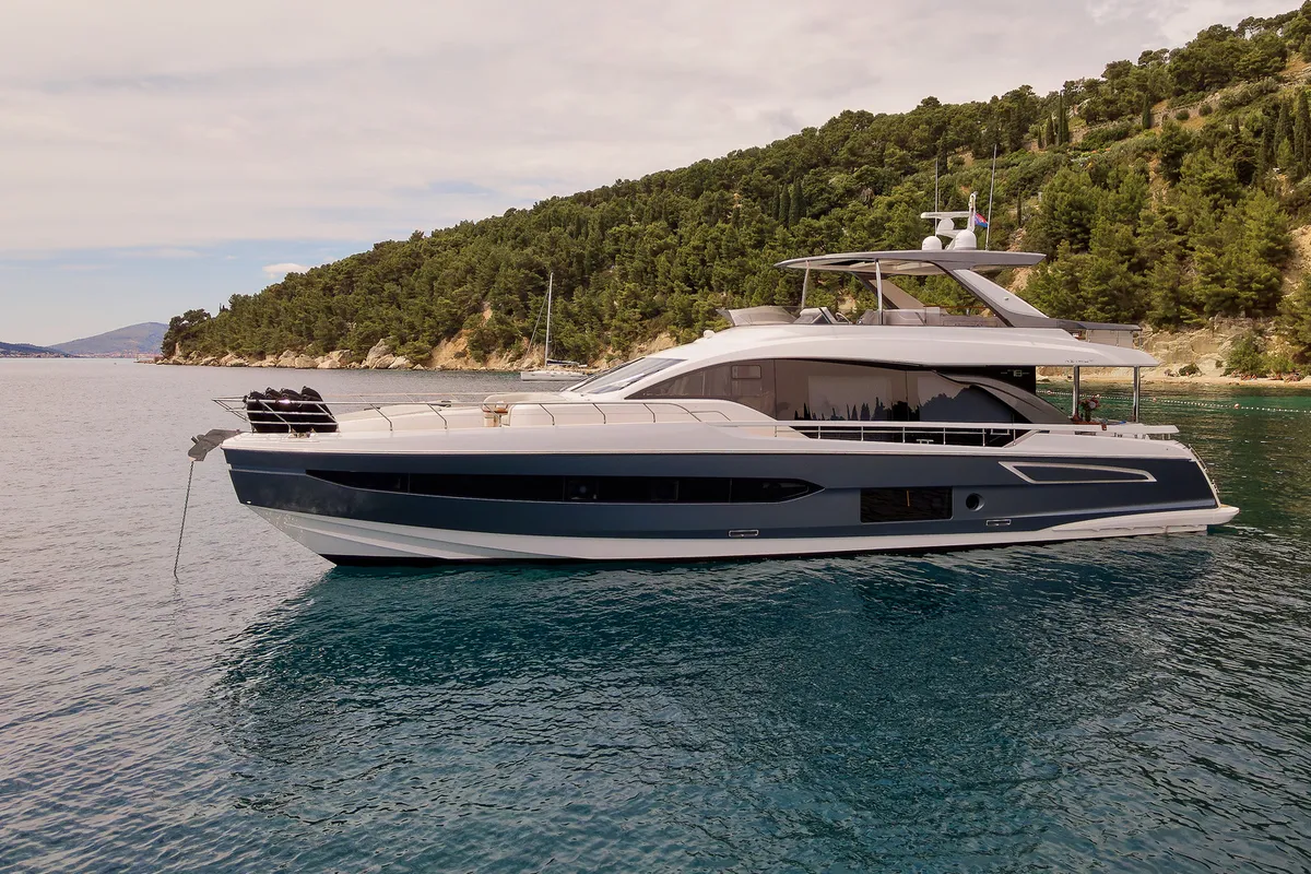 Exterior view of Viva, a Azimut 78 Fly yacht at Podstrana - Miljevac, Croatia