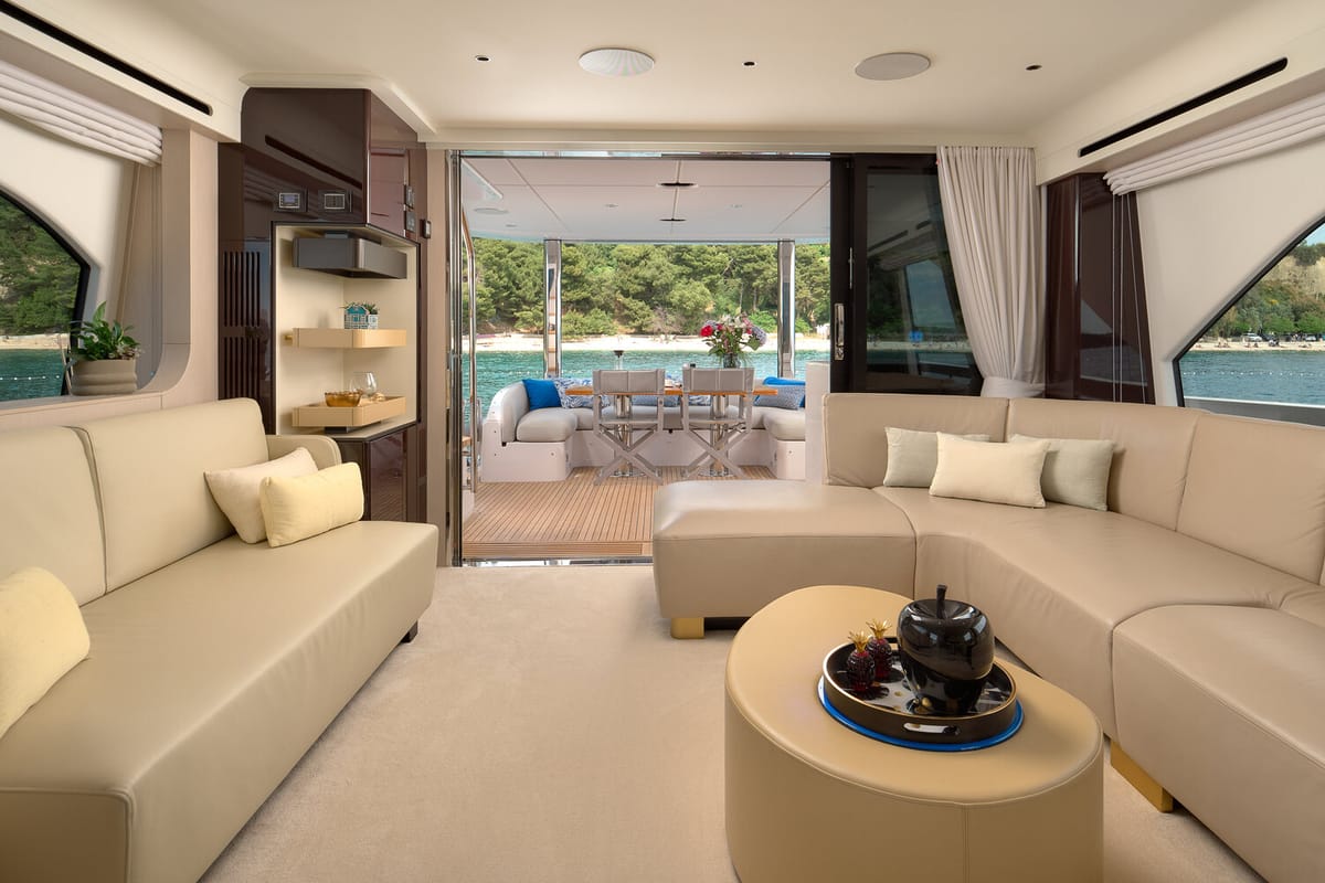 Salon of Viva, a Azimut 78 Fly yacht at Podstrana - Miljevac, Croatia