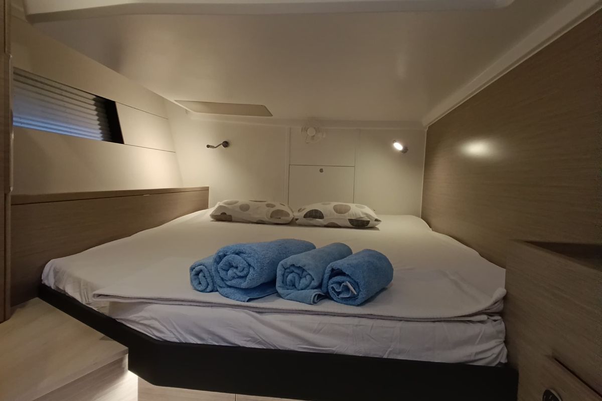 Cabin on Binlik, a Hanse Yachts Hanse 460 sailboat at Fethiye, Turkey