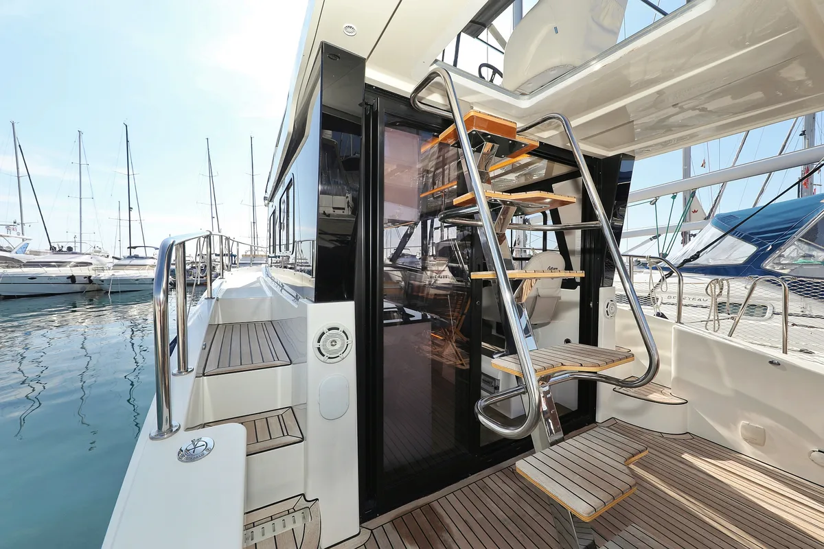 Deck of Muneca, a Cobra Yachts Futura 40 Grand Horizon yacht at Grad Vodice, Croatia