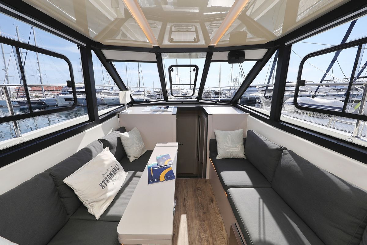 Salon of Muneca, a Cobra Yachts Futura 40 Grand Horizon yacht at Grad Vodice, Croatia