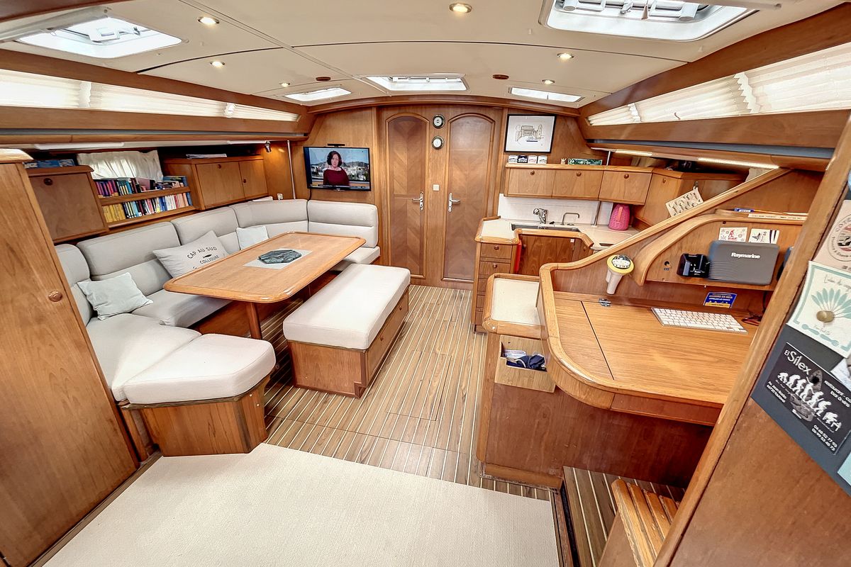 Salon of Slow, a Jeanneau Sun Odyssey 52.2 sailboat at Roses, Spain