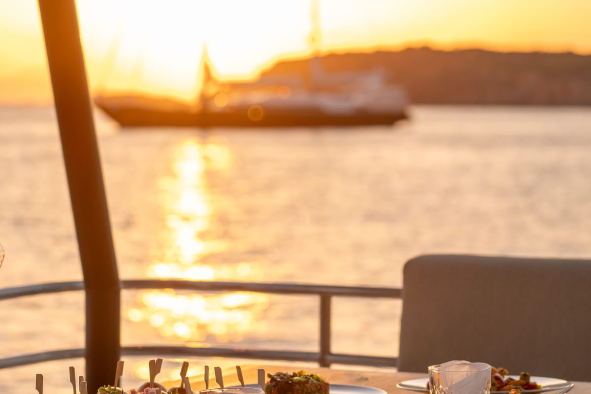 Emy 6, a Fountaine Pajot MY6 catamaran at Municipal Unit of Apollonioi, Greece
