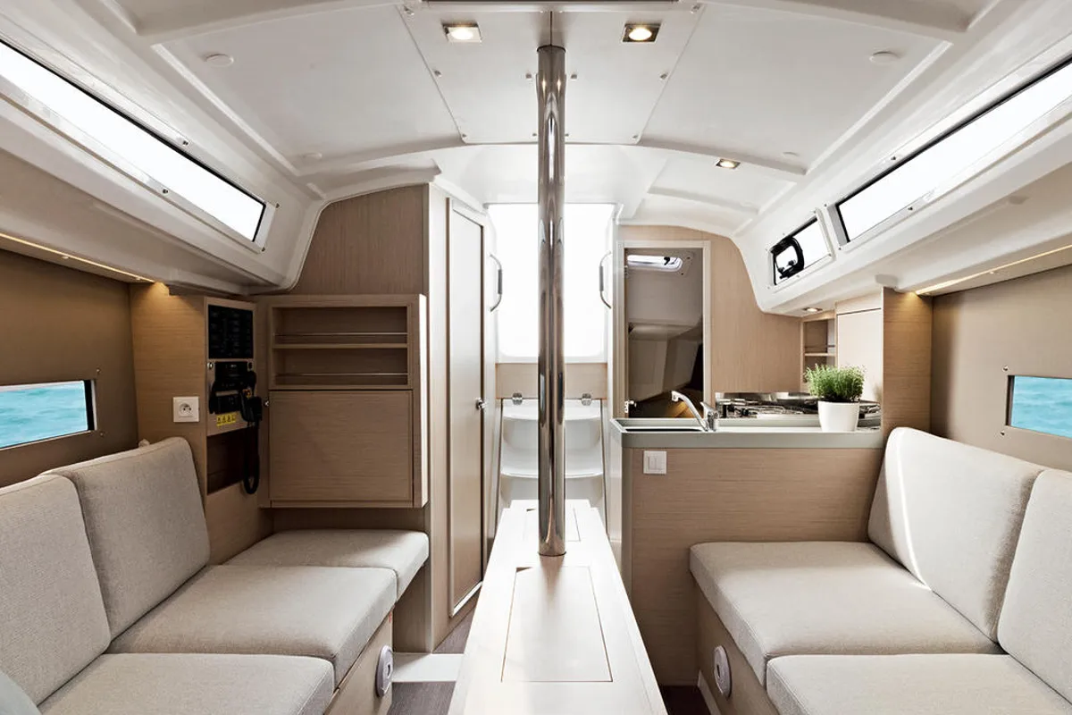 Salon of No name, a Beneteau Oceanis 30.1 sailboat at Port Navalo, France