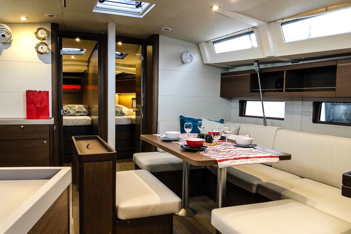 Salon of Nemo, a Beneteau Oceanis 46.1 sailboat at Općina Medulin, Croatia