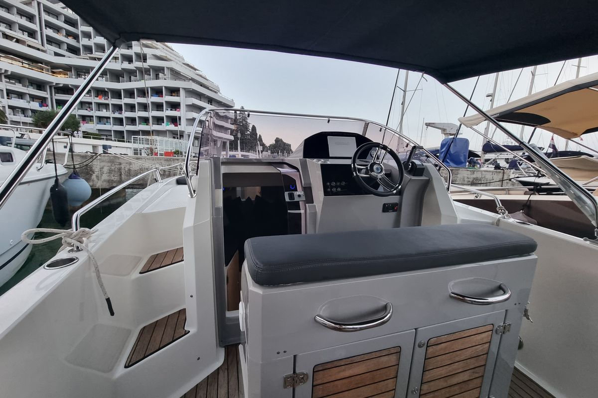 Deck of Lady Blue, a Atlantic Marine Sun Cruiser 730 motorboat at Grad Opatija, Croatia