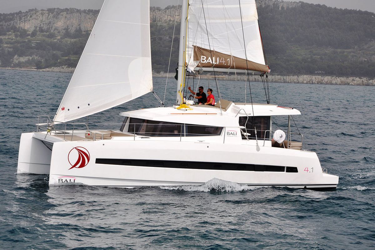 Exterior view of Kanalu, a Bali 4.1 catamaran at Grad Kaštela, Croatia