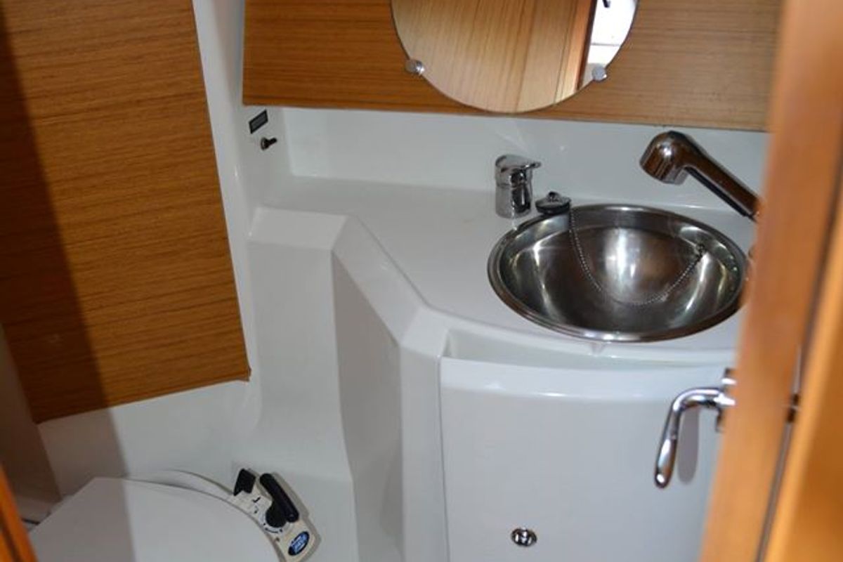 Head on Babis 2010, a Jeanneau Sun Odyssey 36i sailboat at Municipal Unit of Lefkada, Greece