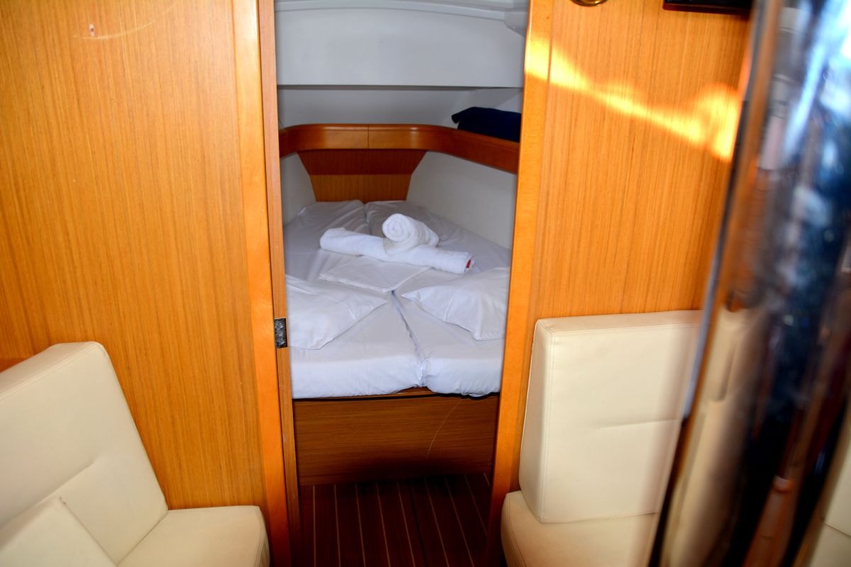 Cabin on Babis 2010, a Jeanneau Sun Odyssey 36i sailboat at Municipal Unit of Lefkada, Greece