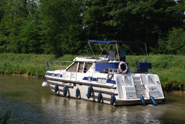 2514, a Tarpon Tarpon 37 DP motorboat at Mittersheim, France