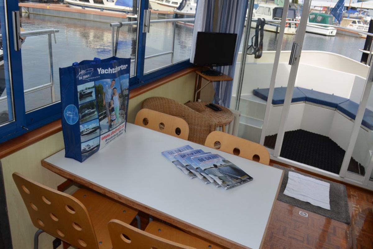 Salon of Lady Love, a De Drait Safari Houseboat 1050 motorboat at Drachten, Netherlands