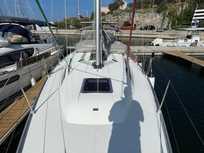 Deck of Mapalimi, a Bavaria Cruiser 37 sailboat at Grad Šibenik, Croatia