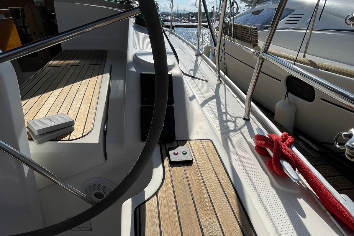 Deck of Mapalimi, a Bavaria Cruiser 37 sailboat at Grad Šibenik, Croatia