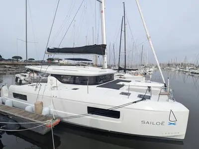 TY-Casa, a Lagoon Lagoon 43 catamaran at Bonifacio / Bunifaziu, France