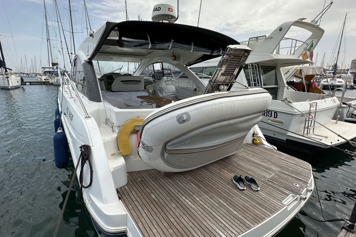 Deck of Monifa, a Beneteau Gran Turismo 38 yacht at Općina Sukošan, Croatia