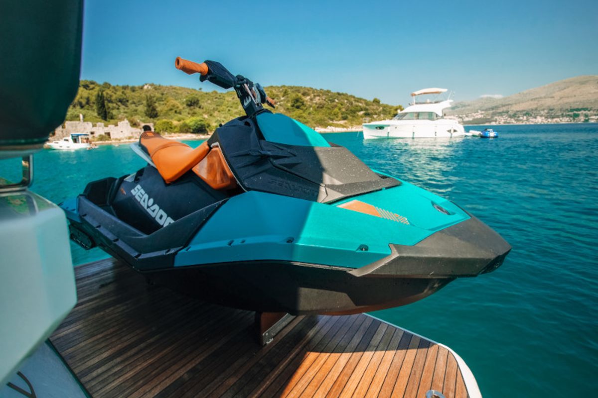 Borimir, a Bavaria R40 motorboat at Seget Donji, Croatia