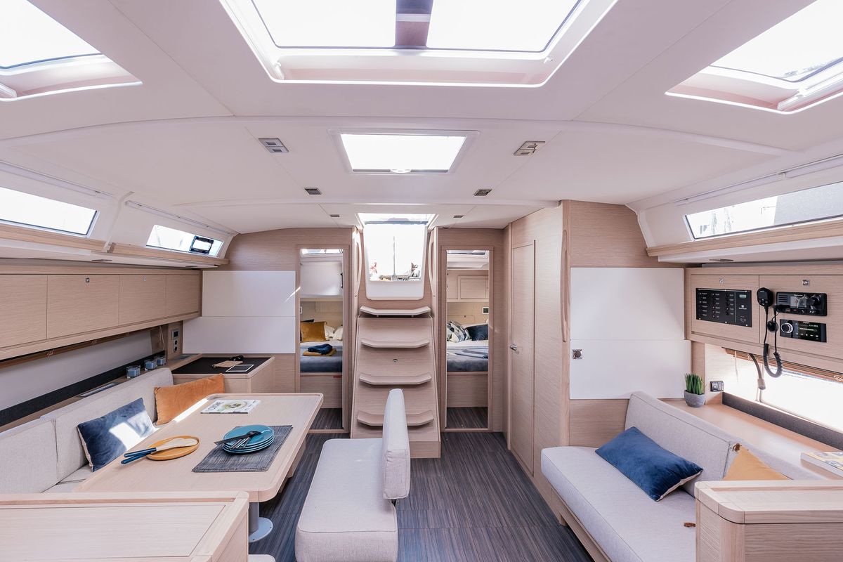Salon of Ninna Nanna, a Dufour 470 sailboat at Cannigione, Italy