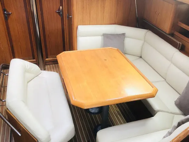Salon of Bourlingueur, a Jeanneau Sun Odyssey 45.2 sailboat at Port Navalo, France