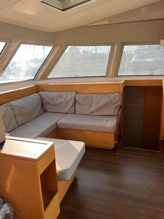 Salon of Mira, a Nautitech Rochefort Nautitech 46 Fly catamaran at Kontokali, Greece