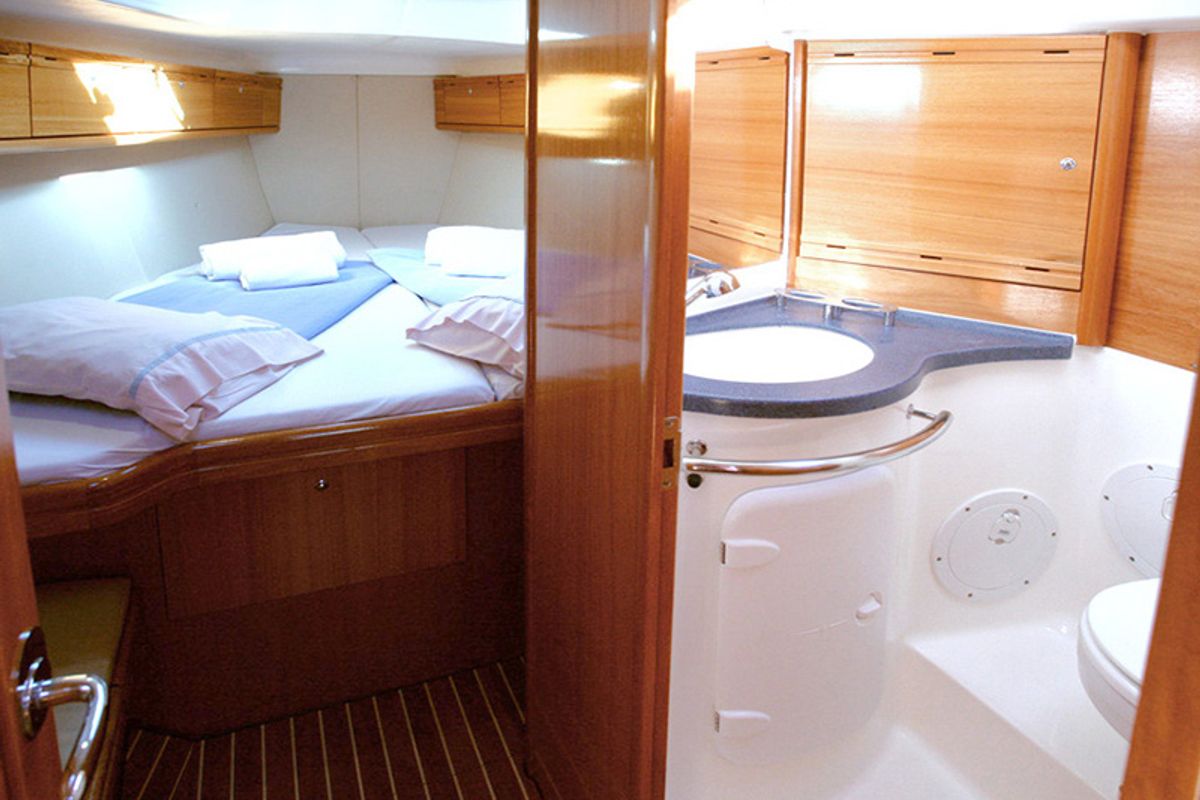 Cabin on Aristoteles, a Bavaria 38 Cruiser sailboat at Lavreotiki Municipal Unit, Greece
