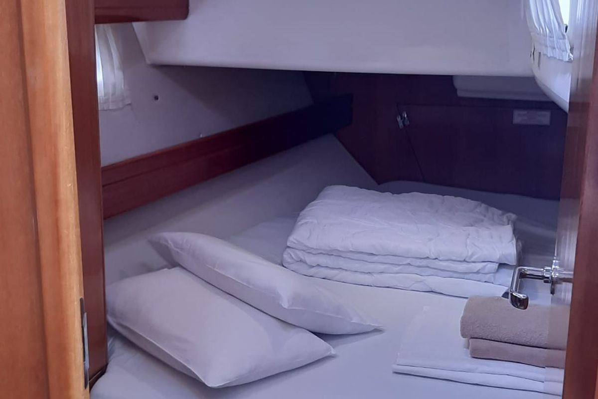 Cabin on Pošip, a Bavaria 42 Cruiser sailboat at Grad Trogir, Croatia