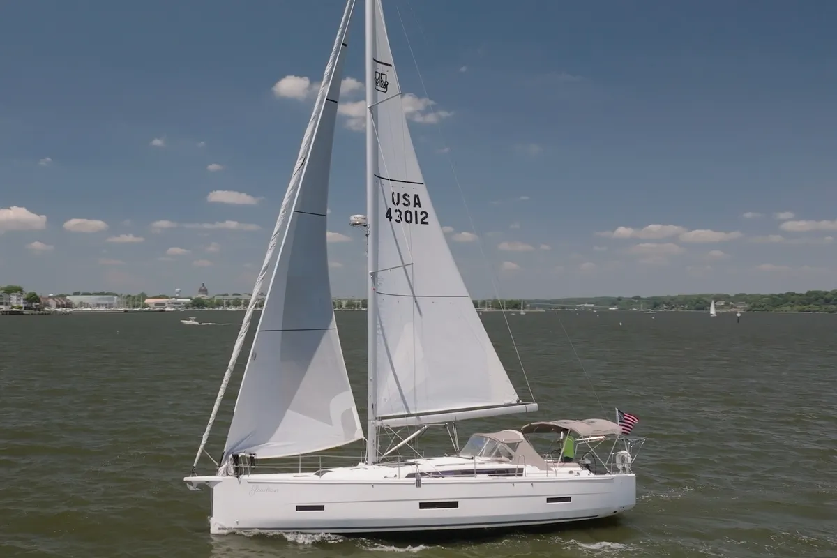 Slowdown, a Dufour Dufour 430 sailboat at Annapolis, United States
