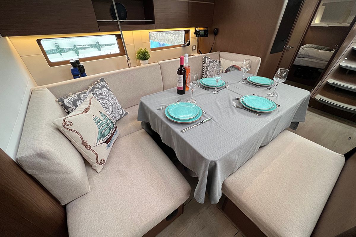Salon of Lella Belle, a Beneteau Oceanis 46.1 sailboat at Athens, Greece