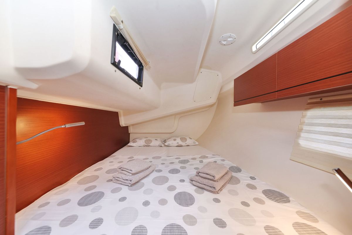 Cabin on Leia, a Hanse Yachts Hanse 418 sailboat at Grad Biograd na Moru, Croatia