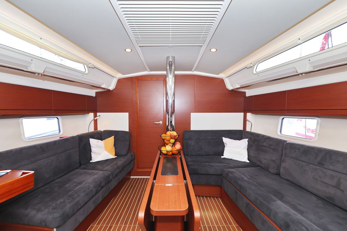 Salon of Leia, a Hanse Yachts Hanse 418 sailboat at Grad Biograd na Moru, Croatia