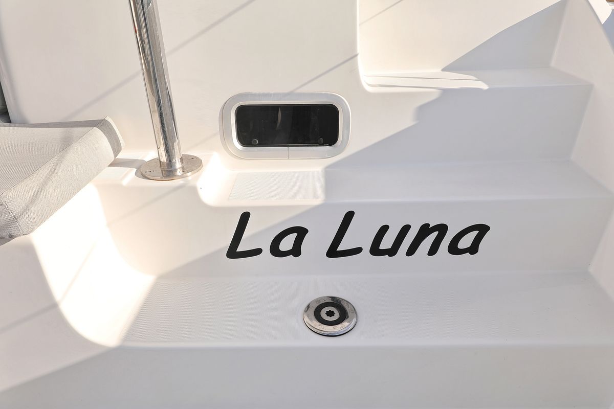 La Luna, a Lagoon 40 catamaran at Općina Sukošan, Croatia
