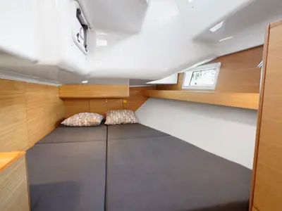 Cabin on Micky, a Elan Impression 40.1 sailboat at Grad Pula, Croatia