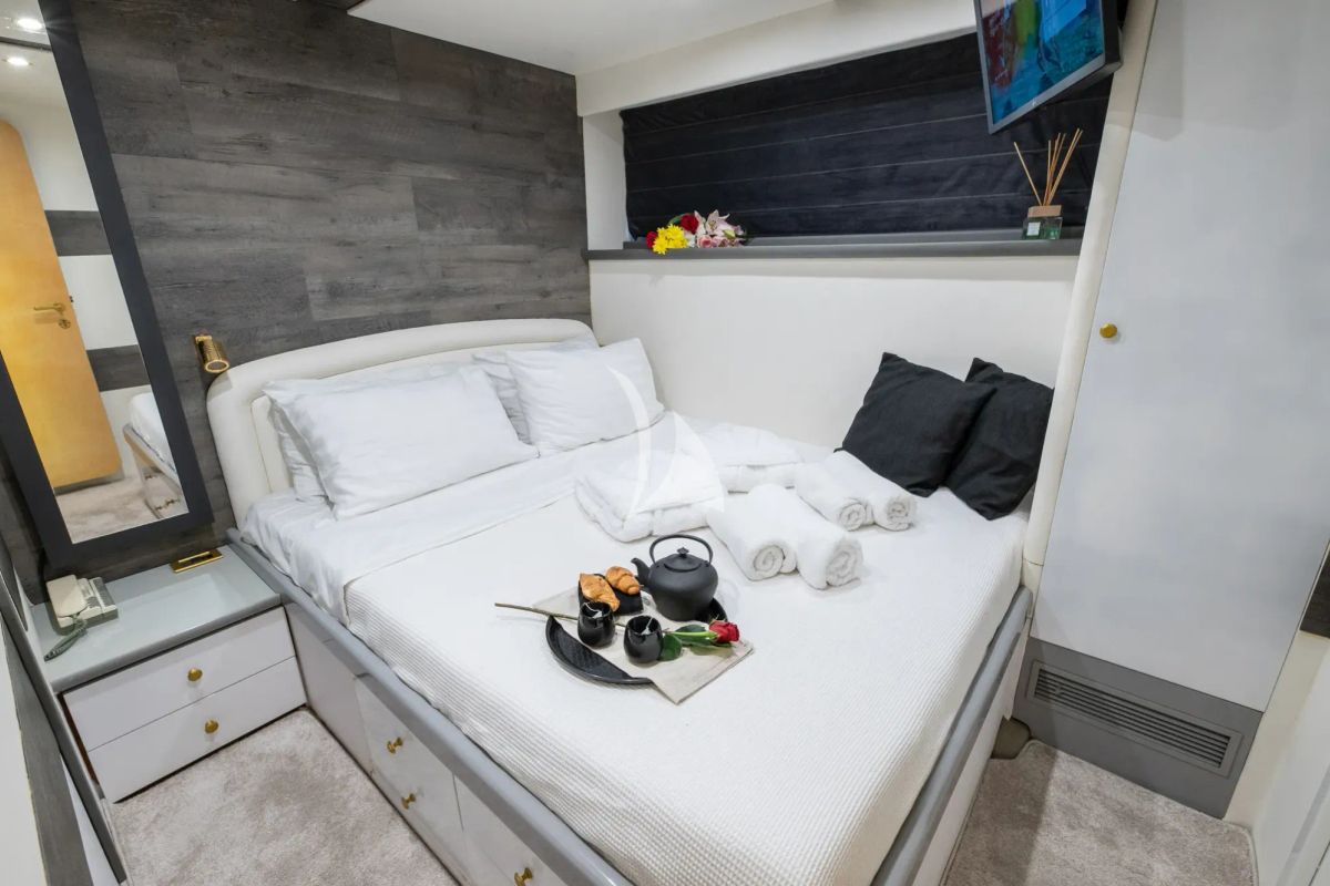 Cabin on Wish, a Alfamarine 90 yacht at Athens, Greece
