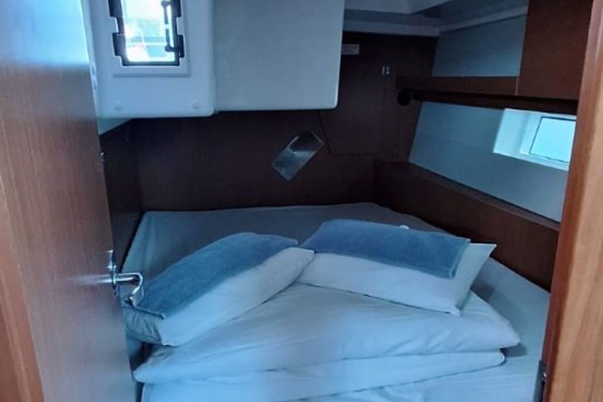 Cabin on Bluna, a Bavaria C45 sailboat at Grad Šibenik, Croatia