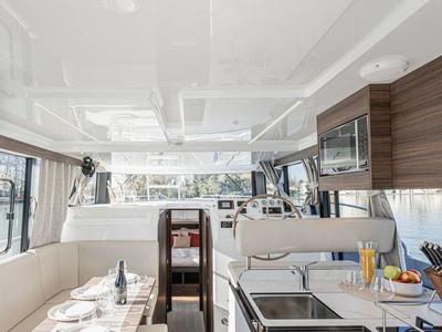 Cockpit of Liberty - Luxury 2, a Cygnet Liberty motorboat at Saint-Usage, France