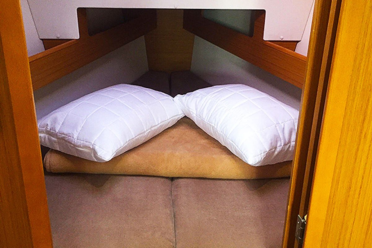 Cabin on Agios Georgios, a Jeanneau Sun Odyssey 389 sailboat at Kontokali, Greece