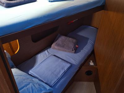 Cabin on Lilibet, a Beneteau Oceanis 40.1 sailboat at Procida, Italy