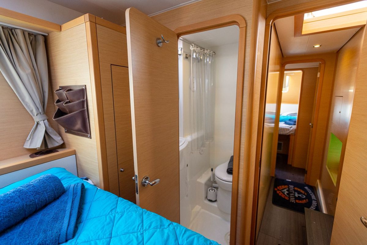 Head on Astro, a Lagoon 400 S2 catamaran at Volos Municipality, Greece