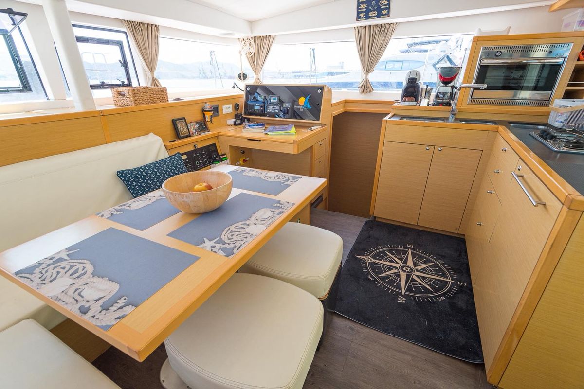 Salon of Astro, a Lagoon 400 S2 catamaran at Volos Municipality, Greece