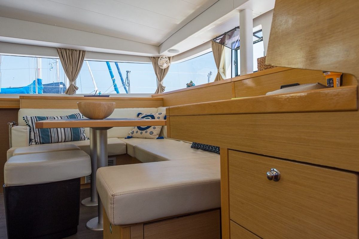 Salon of Astro, a Lagoon 400 S2 catamaran at Volos Municipality, Greece