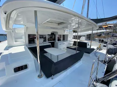 Deck of Dreamelli, a Lagoon 450 F catamaran at Grad Trogir, Croatia