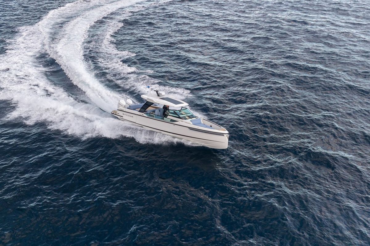 Exterior view of Tide Hunter, a Saxdor Yachts Saxdor 320 GTO motorboat at Općina Sukošan, Croatia