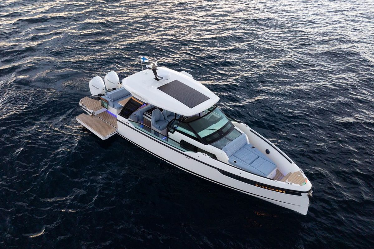 Exterior view of Tide Hunter, a Saxdor Yachts Saxdor 320 GTO motorboat at Općina Sukošan, Croatia