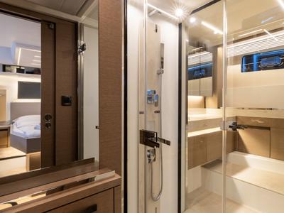 Head on Shaft, a Jeanneau Prestige 590 Flybridge yacht at Podstrana - Miljevac, Croatia