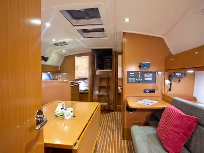 Salon of Mystic, a Bavaria 36 Cruiser sailboat at Grad Šibenik, Croatia