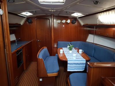 Salon of Azzurro, a Bavaria 41 sailboat at Punat, Croatia