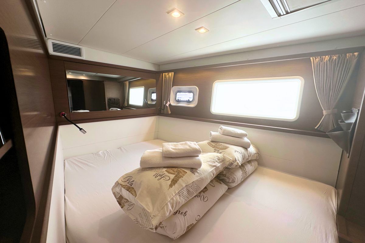 Cabin on Hanna 1, a Lagoon 450 S catamaran at Grad Kaštela, Croatia
