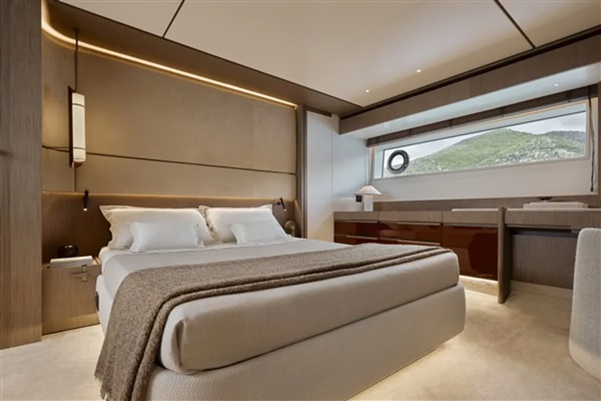 Cabin on Balance, a Azimut 82 Fly yacht at Grad Šibenik, Croatia