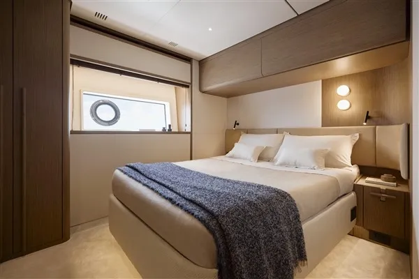 Cabin on Balance, a Azimut 82 Fly yacht at Grad Šibenik, Croatia